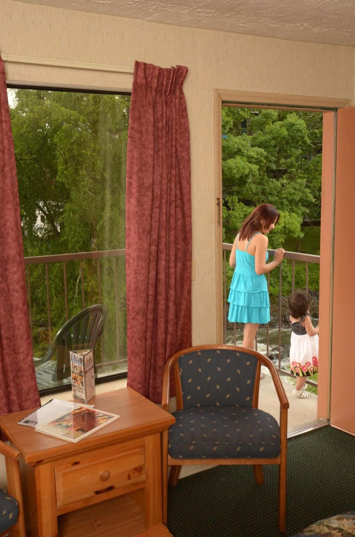 Creekstone Inn Pigeon Forge Eksteriør bilde