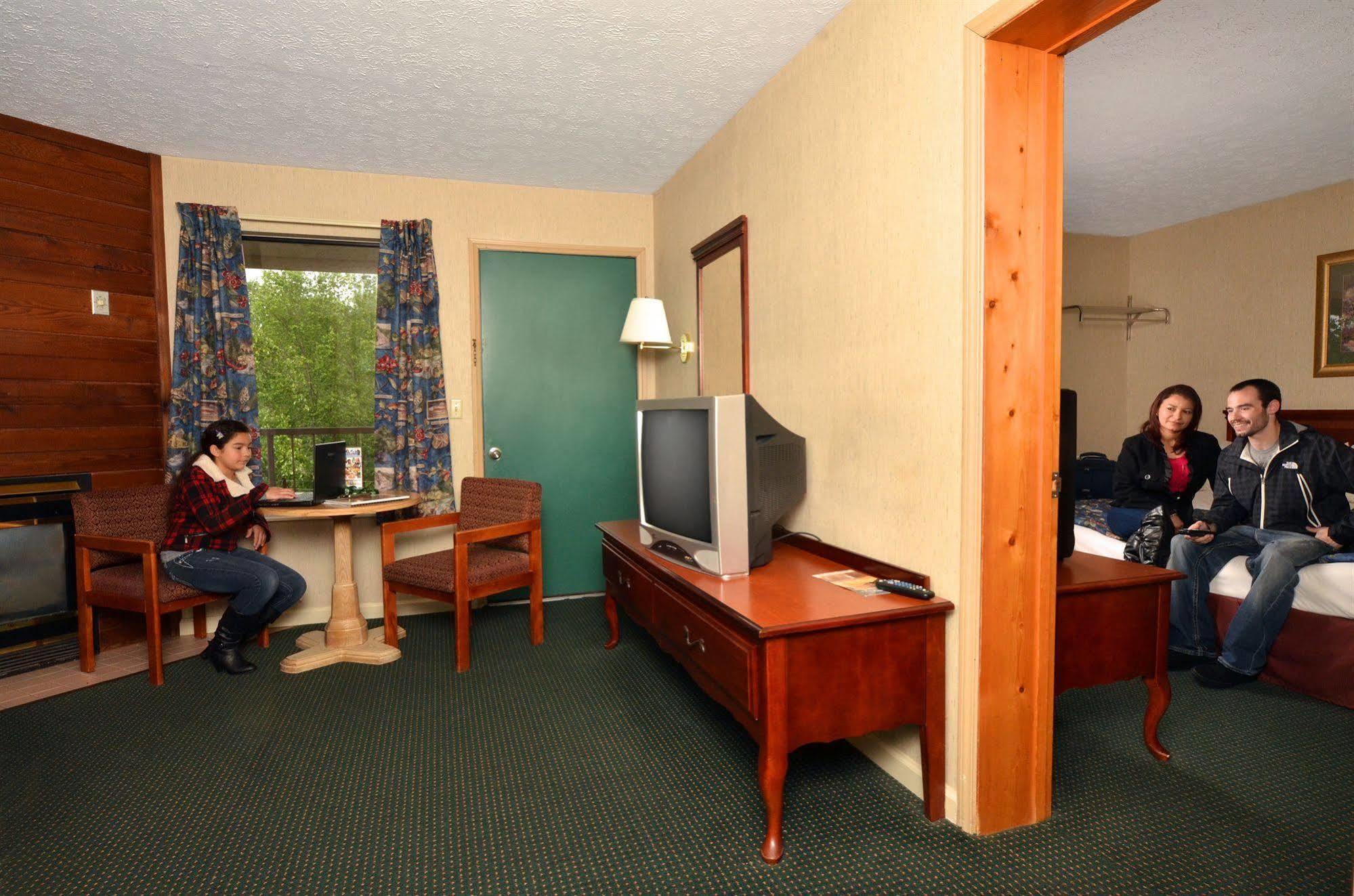 Creekstone Inn Pigeon Forge Eksteriør bilde