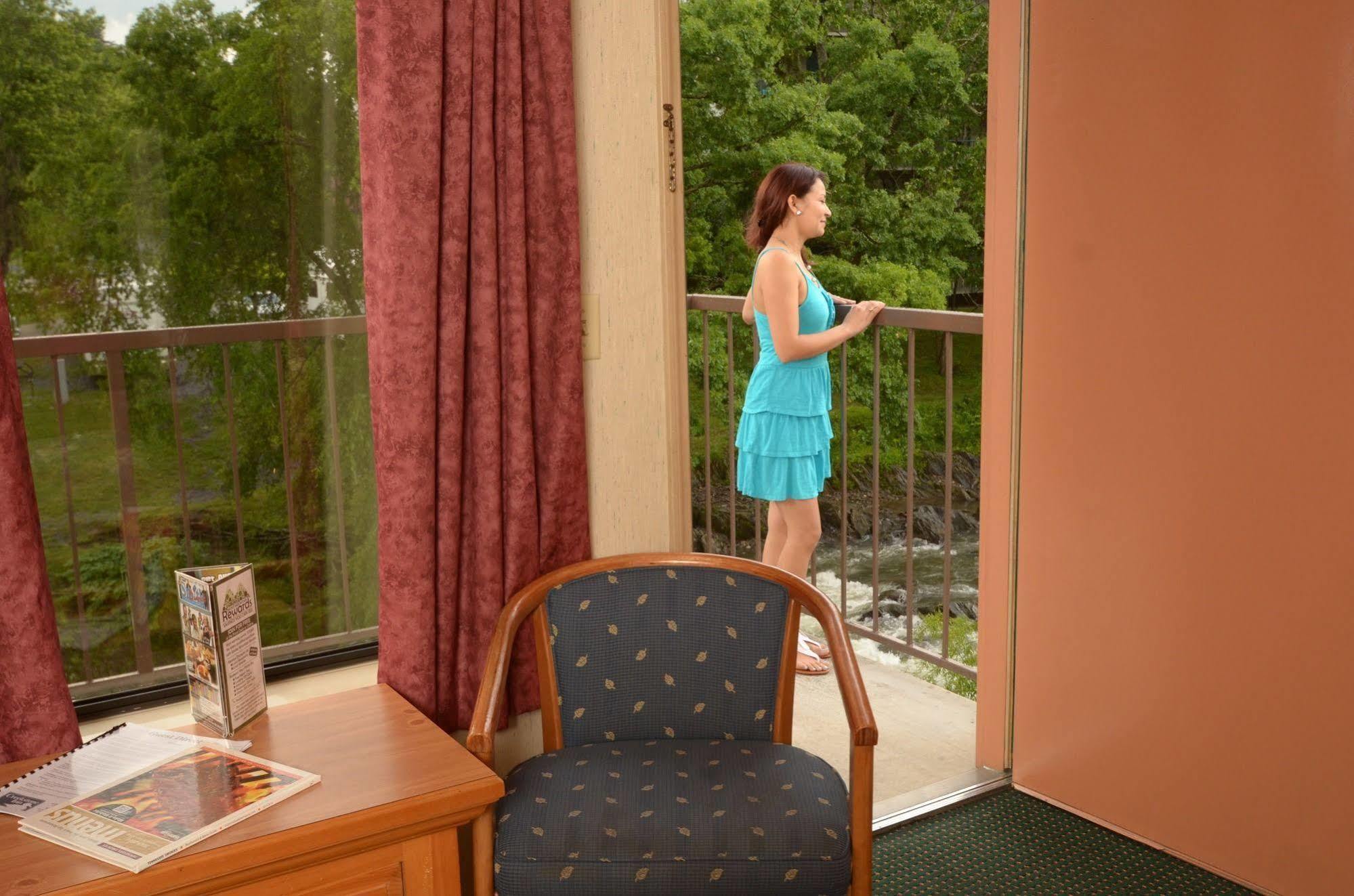 Creekstone Inn Pigeon Forge Eksteriør bilde