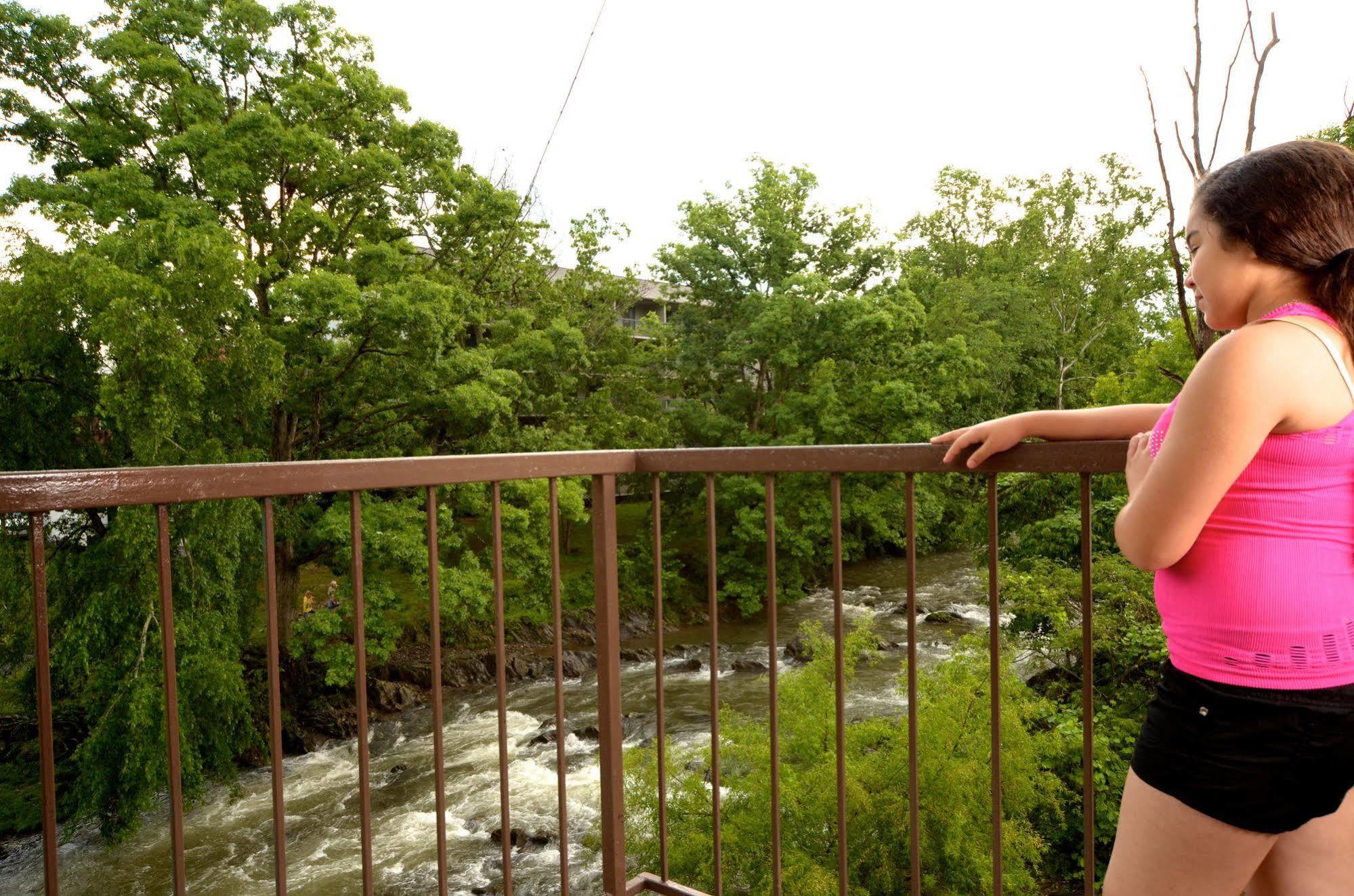 Creekstone Inn Pigeon Forge Eksteriør bilde